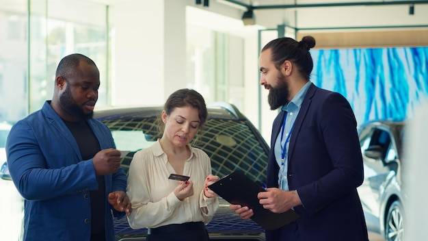 Leasing czy kredyt na samochód dla firmy w 2026?